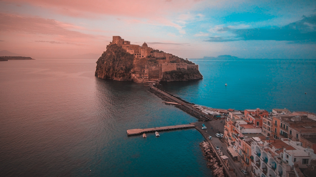 Tour of the island of Ischia by sea